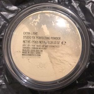 Mac Studio Fix Perfecting Powder